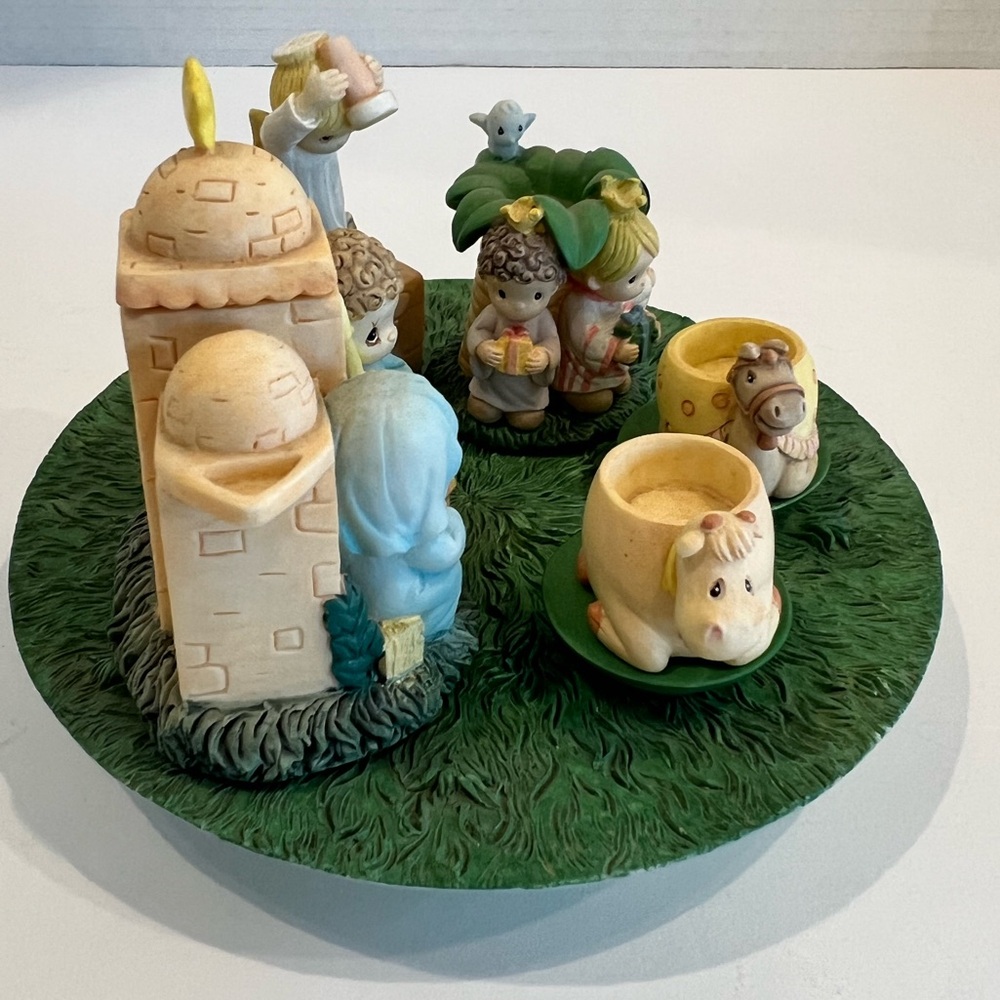 Precious Moments 1998 Nativity Mini Tea
Set Display INCOMPLETE missing spoon - Picture 5 of 13